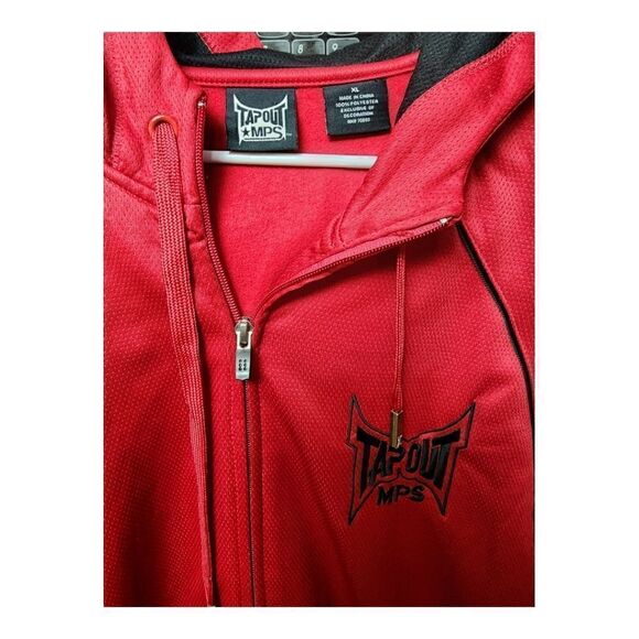 1404 - Tapout MPS Zip-Up Drawstring Hoodie Mens XL Red - Like New - Picture 2 of 4